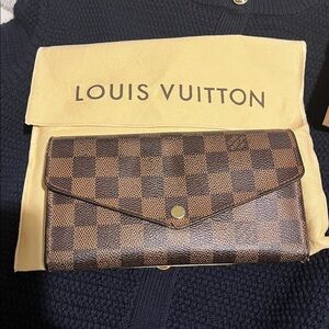 Louis Vuitton Damier Ebene Sarah Envelope Front Snap Wallet – EUC